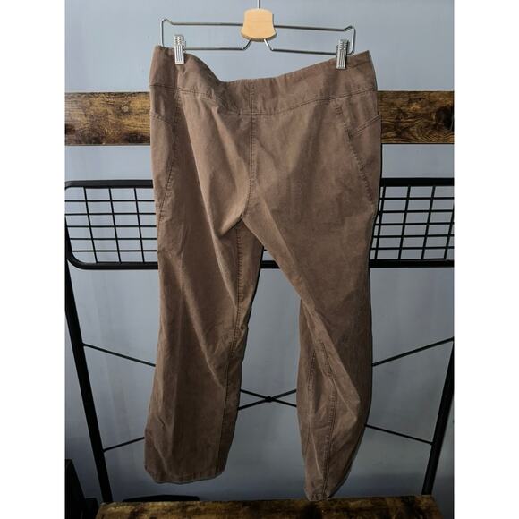 Mountain Hardware Women's Chino Pants | Size 12 - Picture 5 of 5